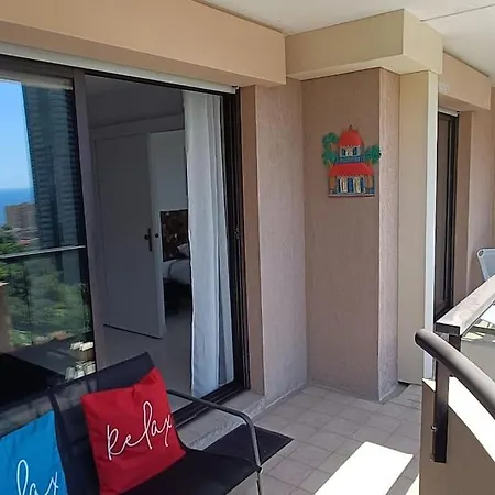 2p Piscine+parking Vue Monte-carlo Monaco